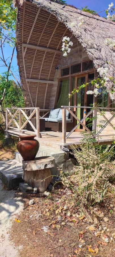 Hotel Alam Karang à Gili Gede Extérieur photo