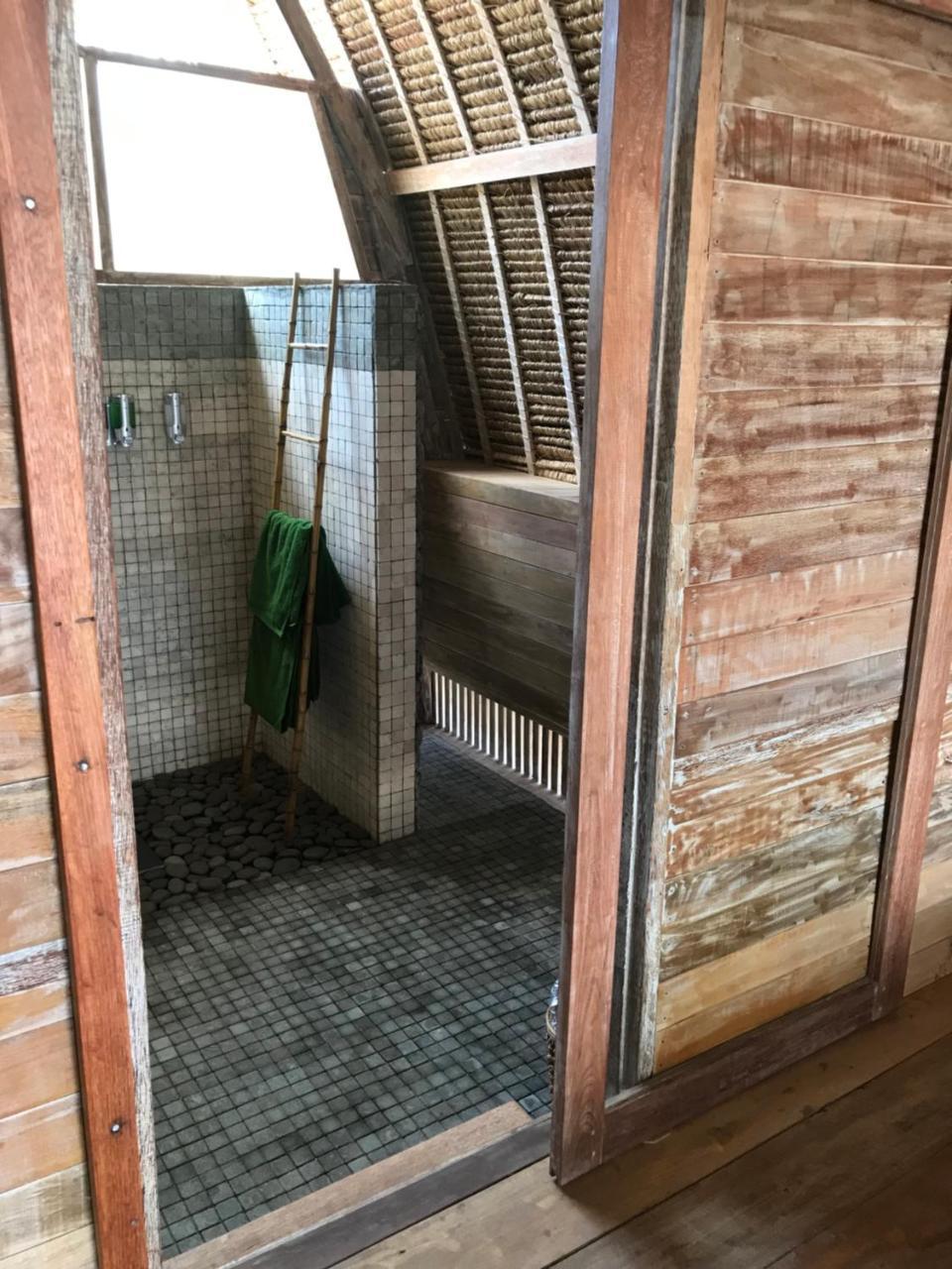 Hotel Alam Karang à Gili Gede Extérieur photo